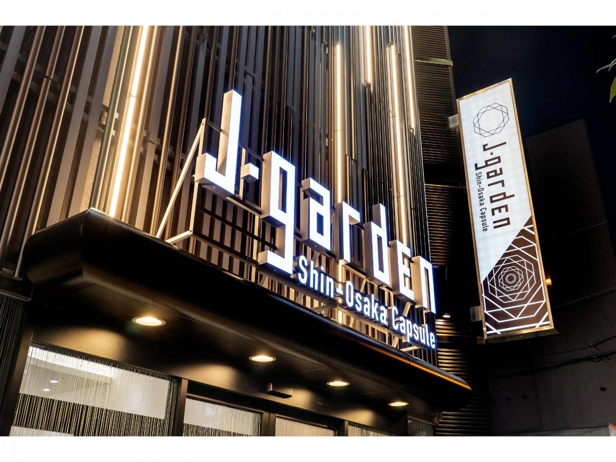 Capsule Hotel J Garden Shin-Osaka Esterno foto